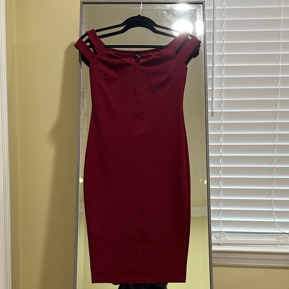 Elegant Red Off-Shoulder Dress